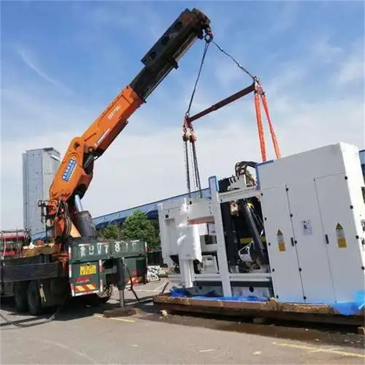 华安附近小吊车联系方式|8-16吨|本地及时服务